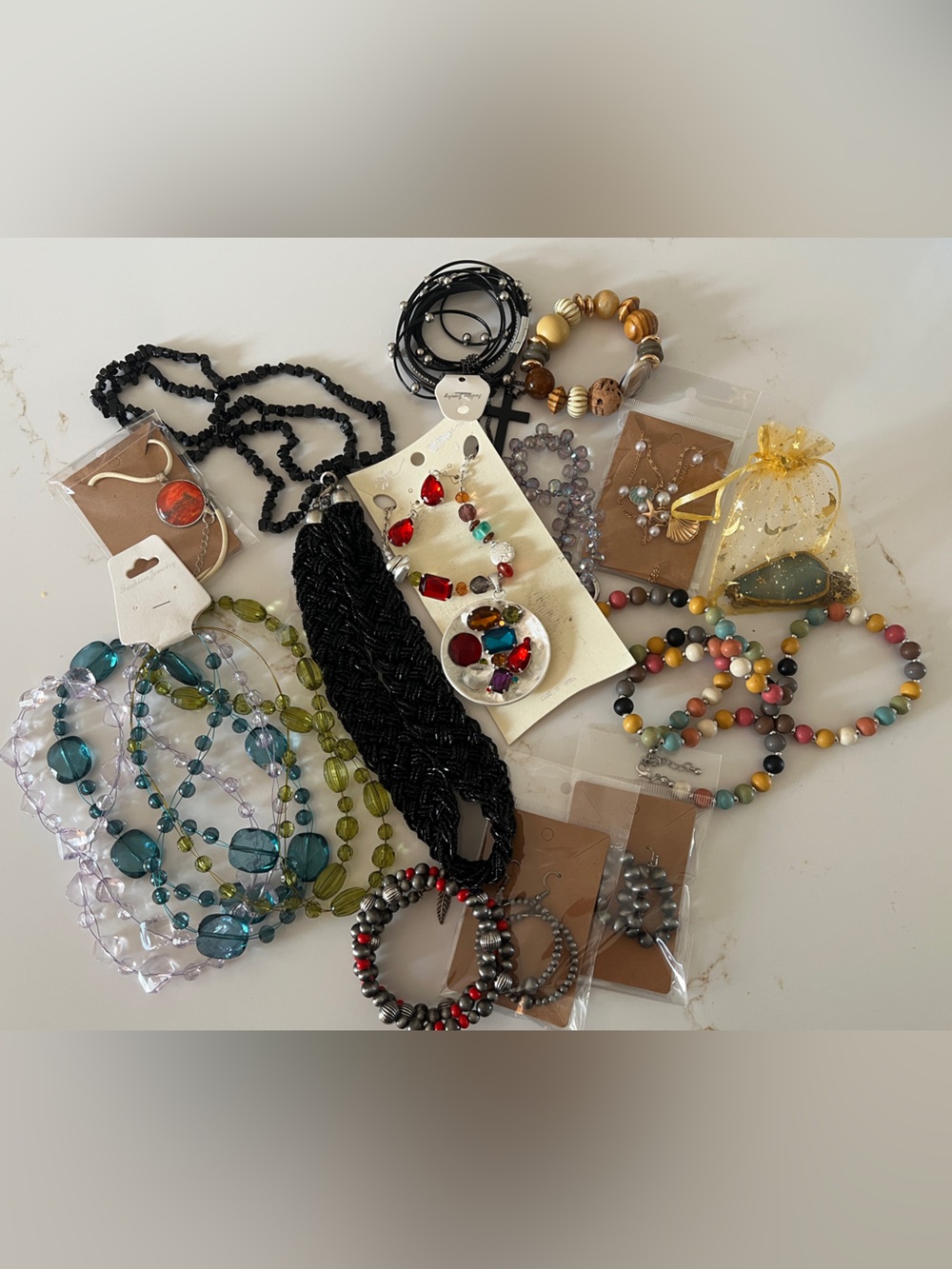 14 piece Mixed Beaded Women's Necklace and Bracelet Set - Multicolor